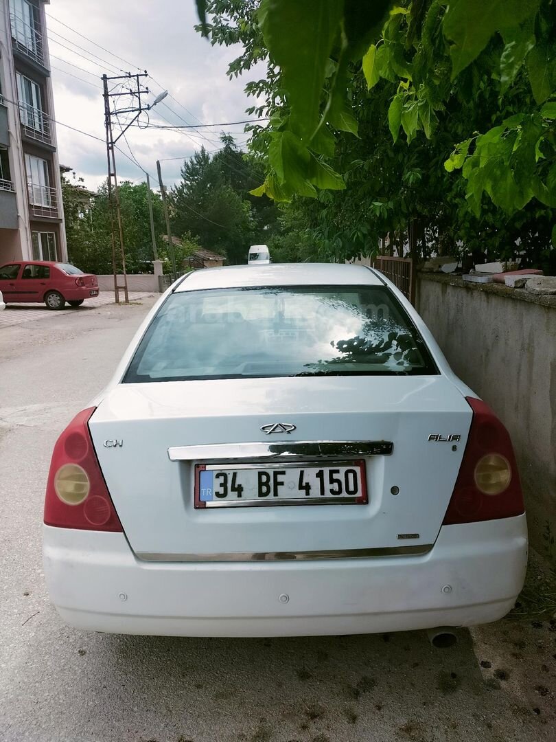 Sahibinden Chery Alia 1.6 Acteco Lusso 2010 Model İstanbul 167.000 km Beyaz 5