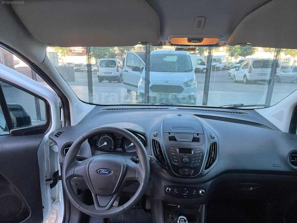2022 MODEL HATASIZ BOYASIZ TRAMERSİZ SERVİS BAKIMLI COURIER
