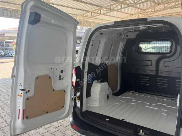 2020 MODEL COUİER KAPALI KASA BOYASIZ HATASIZ KLİMALI