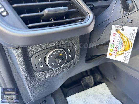 2025 MODEL FORD COURİER 49 BİN KMDE HATASIZ-BOYASIZ %20 FATURA