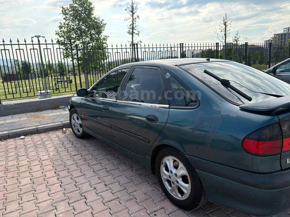 Sahibinden Renault Laguna 2.0 RTI 1997 Model 