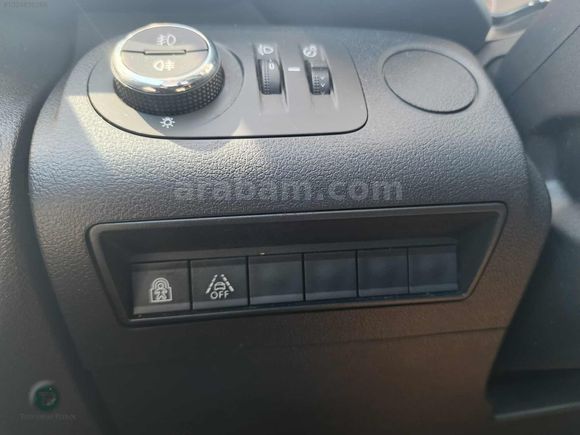 Opel COMBO LIFE HATASIZ OTAMATIK 150 Binkm