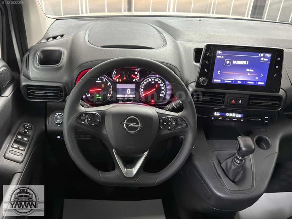 İLK ELDEN 2022 OPEL COMBO 1.5 D EDİTİON 22.000 KM MANUEL