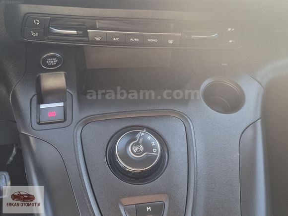 2021 - OTOMATİK VİTES - CAM TAVAN- ORTA KONSOL- HATASIZ- FULL..