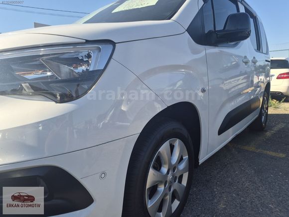 2021 - OTOMATİK VİTES - CAM TAVAN- ORTA KONSOL- HATASIZ- FULL..