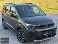 BATU AUTO'DAN 2024 OPEL COMBO 1.5DİZEL ULTİMATE CAM TAVAN !!!