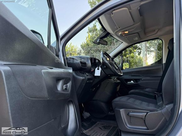 ^^^2022 1.5 OTOMOTİK 38.000KM HATASIZZ OPEL COMBO^^^