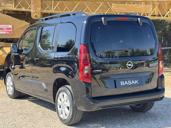 Başak Otomotiv 2.EL'den 2022 Combo Edition Hatasız 42 Bin KM