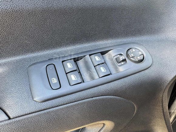 Başak Otomotiv 2.EL'den 2022 Combo Edition Hatasız 42 Bin KM