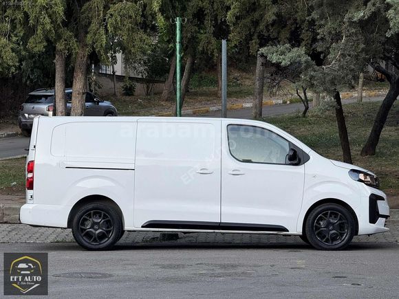 EFT AUTO'DAN OPEL VİVARO BOYASIZ TRAMERSİZ