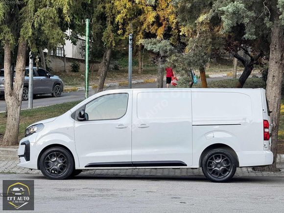 EFT AUTO'DAN OPEL VİVARO BOYASIZ TRAMERSİZ