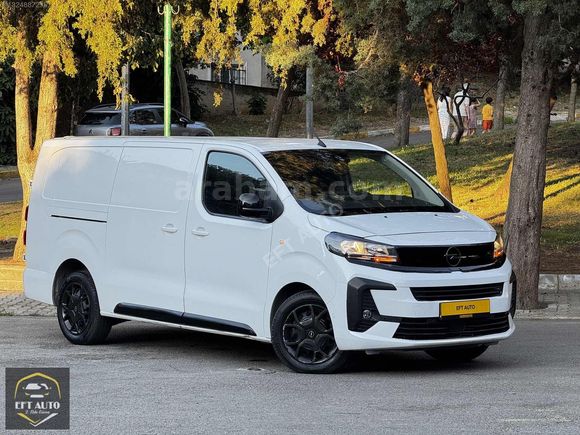 EFT AUTO'DAN OPEL VİVARO BOYASIZ TRAMERSİZ