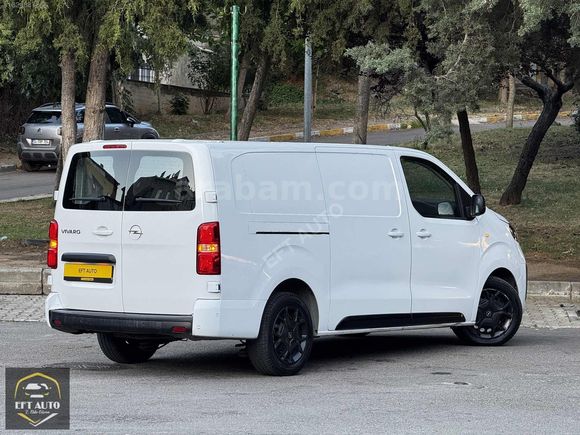 EFT AUTO'DAN OPEL VİVARO BOYASIZ TRAMERSİZ