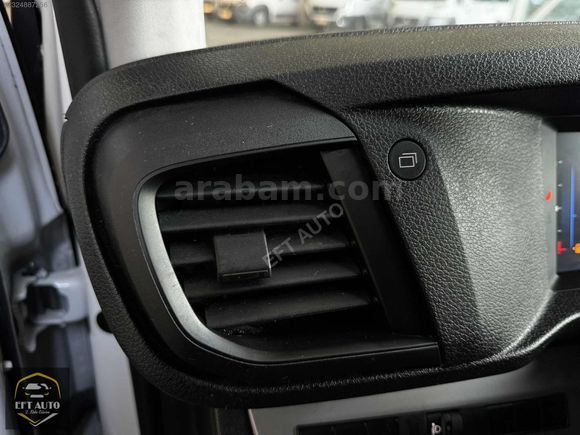 EFT AUTO'DAN OPEL VİVARO BOYASIZ TRAMERSİZ