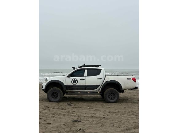 Sahibinden Mitsubishi L 200 4x4 Invite 2013 Model 