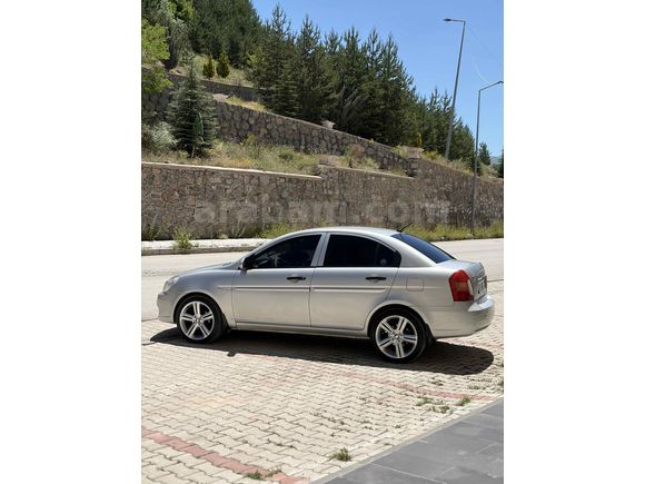 SAHİBİNDEN TERTEMİZ HYUNDAİ ACCENT ERA İÇİ BEJ CRDİ
