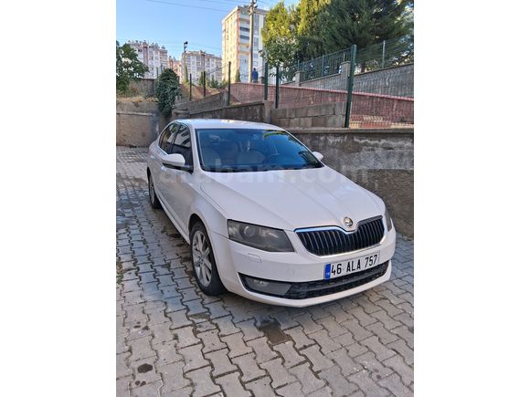 Sahibinden Skoda Octavia 1.6 TDI Elegance CR 2013 Model 