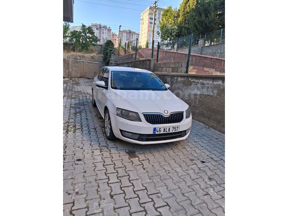 Sahibinden Skoda Octavia 1.6 TDI Elegance CR 2013 Model 