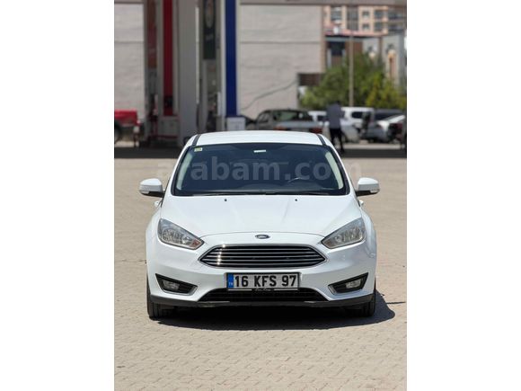 Sahibinden Ford Focus 1.5 TDCi Trend X 2015 Model  181.850 km Beyaz