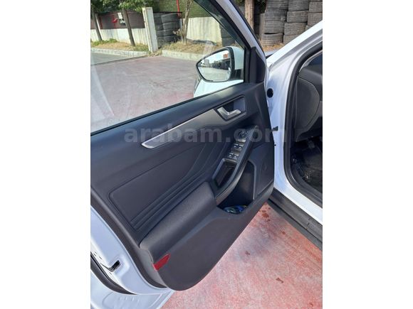 Sahibinden Ford Focus 1.0 EcoBoost Titanium Stil 2023 Model Tekirdağ