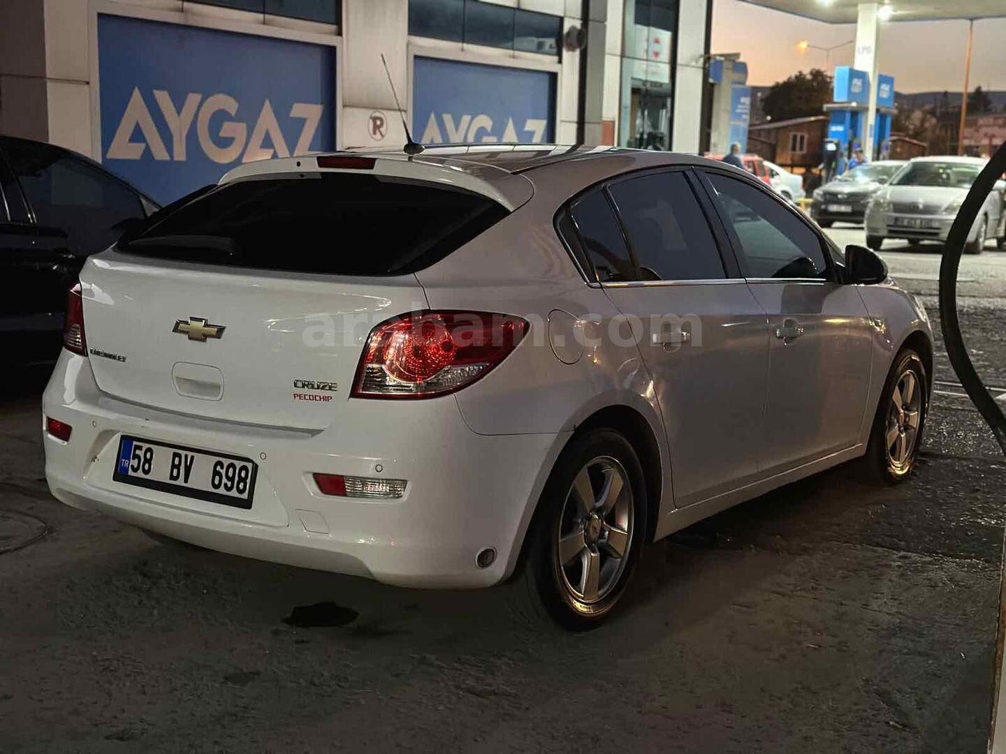 Sahibinden Chevrolet Cruze 1.6 LT Plus 2011 Model Sivas 206.000 km Beyaz 7