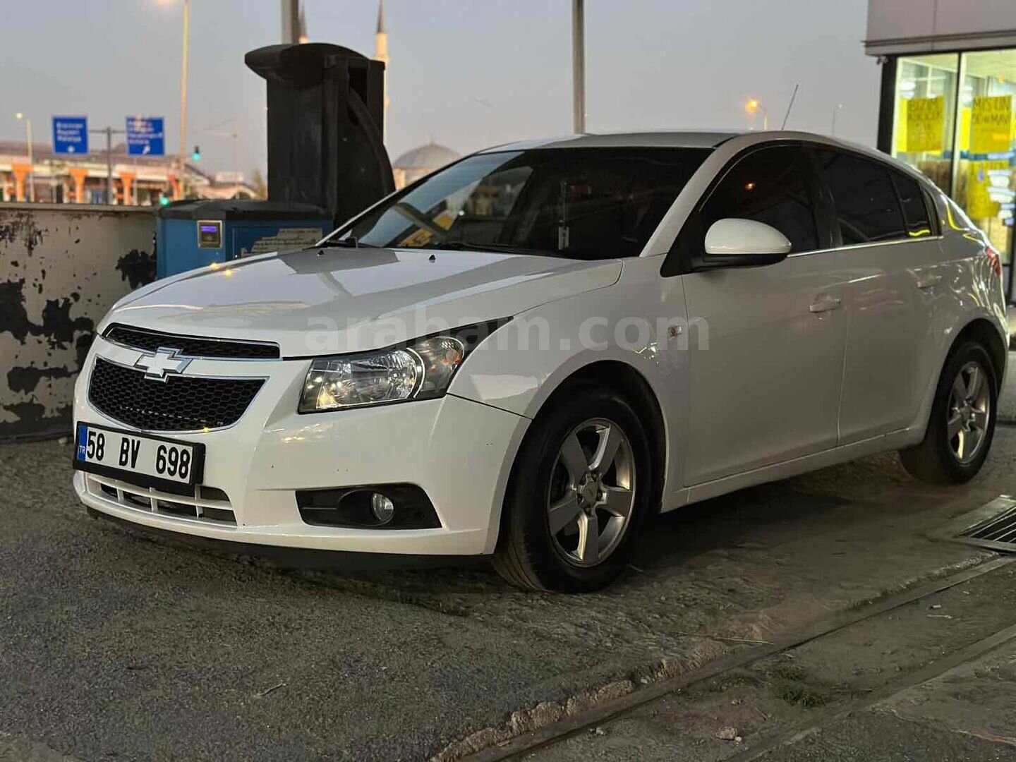 Sahibinden Chevrolet Cruze 1.6 LT Plus 2011 Model Sivas 206.000 km Beyaz 2