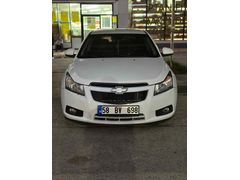 Sahibinden Chevrolet Cruze 1.6 LT Plus 2011 Model  191.000 km Beyaz