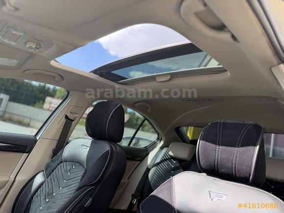 AK-CAR'dan OCTAVİA 2013 DSG-ELEGANCE CR -CAM TAVAN