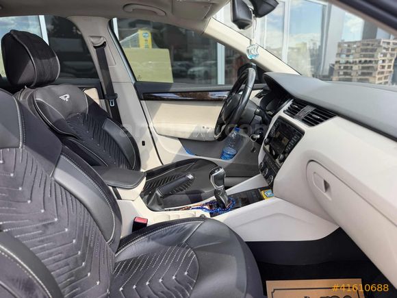 AK-CAR'dan OCTAVİA 2013 DSG-ELEGANCE CR -CAM TAVAN