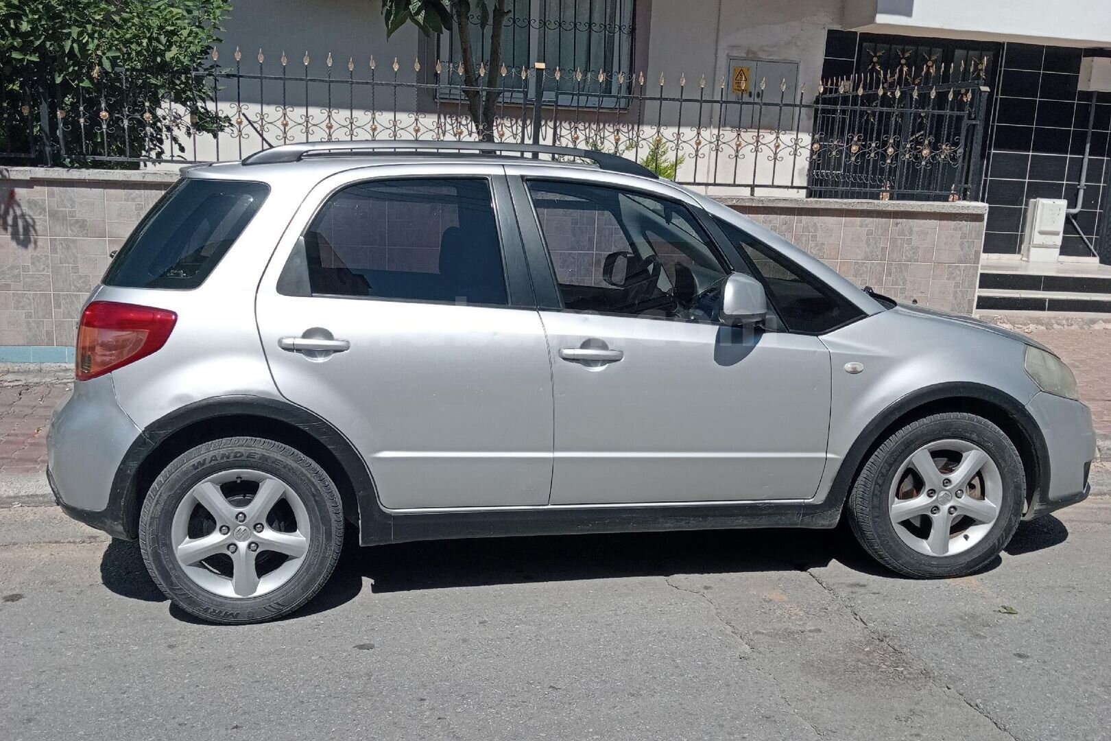 Sahibinden Suzuki SX4 GL 2009 Model Mersin 205.000 km Gri (Gümüş) 2