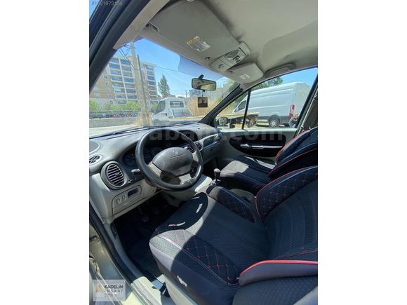 PLAKALI 2002 RENO SCENİC 1.9DCİ KLİMALI ÇALIŞIR YÜRÜR