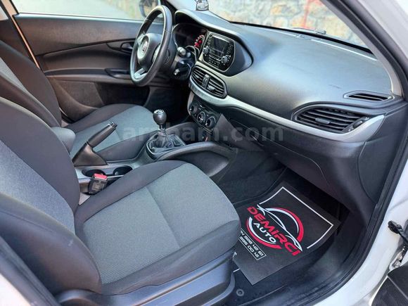 Galeriden Fiat Egea 1.4 Fire Easy 2016 Model İstanbul