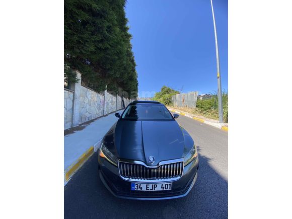 SUPER B /1.5 TSI/ HATASIZ/ CAM TAVAN /HAYALET/   