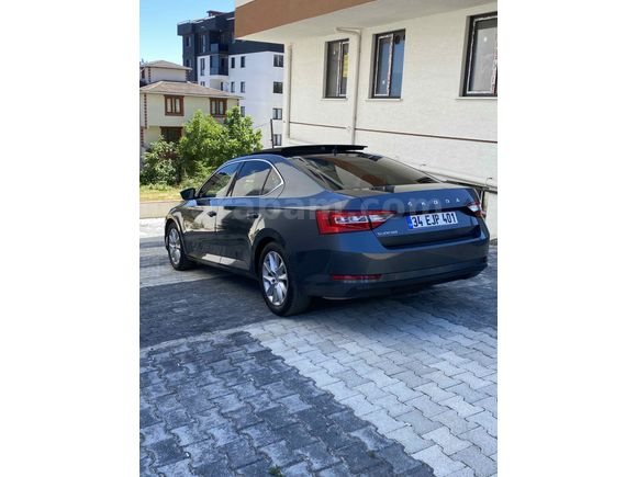 SUPER B /1.5 TSI/ HATASIZ/ CAM TAVAN /HAYALET/   