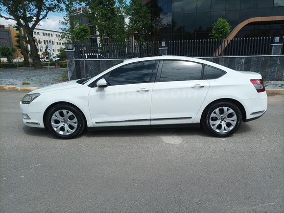 Citroen C5 2012 değişensiz hasar kayıtsız