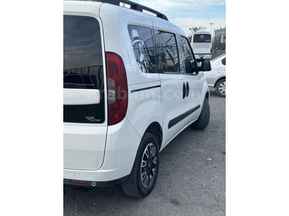 Sahibinden Fiat Doblo Combi 1.6 Multijet Premio Plus 2017 Model 