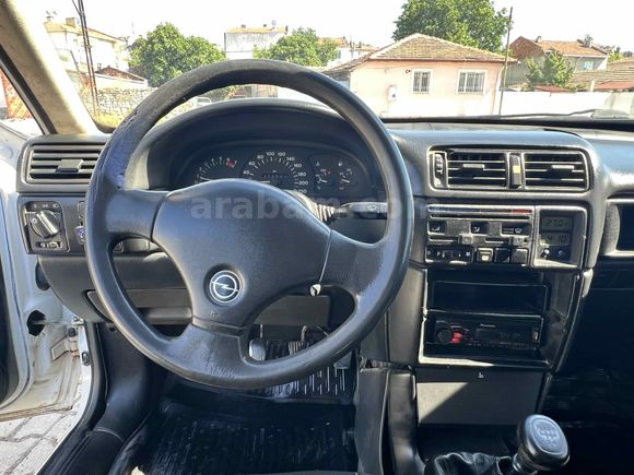 Galeriden Opel Vectra 2.0 GLS 1995 Model Edirne
