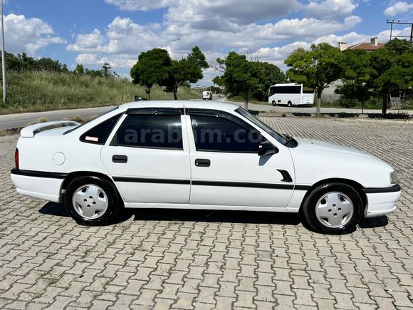 Galeriden Opel Vectra 2.0 GLS 1995 Model Edirne