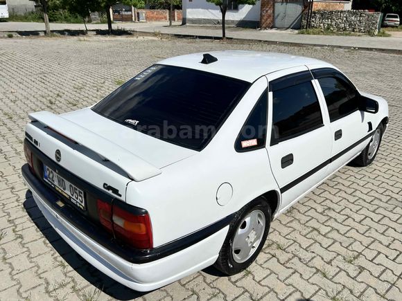 Galeriden Opel Vectra 2.0 GLS 1995 Model Edirne