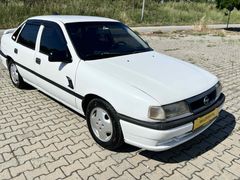 Galeriden Opel Vectra 2.0 GLS 1995 Model Edirne