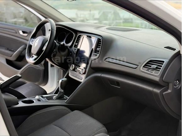 Sahibinden Renault Megane 1.5 Blue DCI Touch 2020 Model