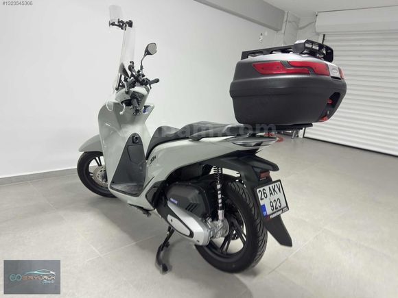 HATASIZ 2024 HONDA SH 125 DÜŞÜK KM AKSESUAR