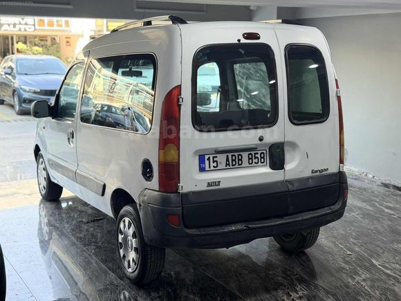 ZER CAR 2005 KANGO 1.5 DİZEL 310.000 KM