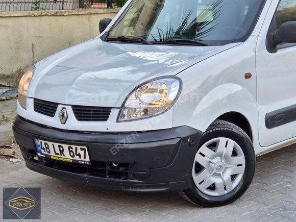 2004 MODEL 1.5 CAMLI KOLTUKLU KANGO TAKAS OLUR
