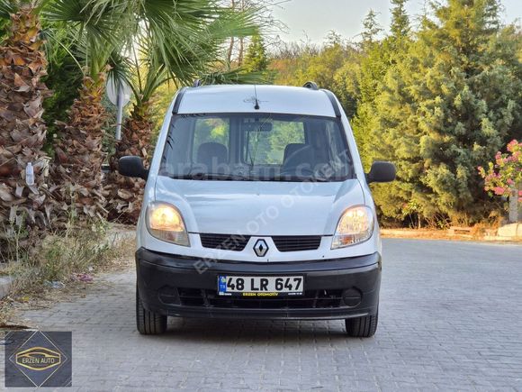 2004 MODEL 1.5 CAMLI KOLTUKLU KANGO TAKAS OLUR