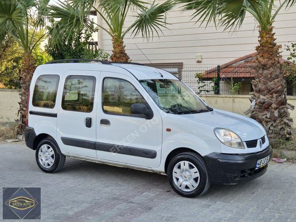 2004 MODEL 1.5 CAMLI KOLTUKLU KANGO TAKAS OLUR