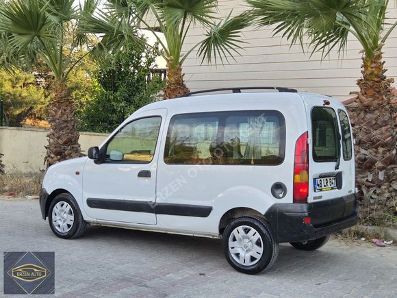 2004 MODEL 1.5 CAMLI KOLTUKLU KANGO TAKAS OLUR