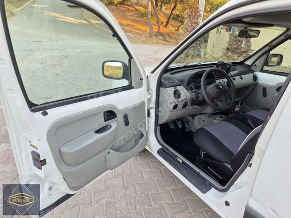2004 MODEL 1.5 CAMLI KOLTUKLU KANGO TAKAS OLUR