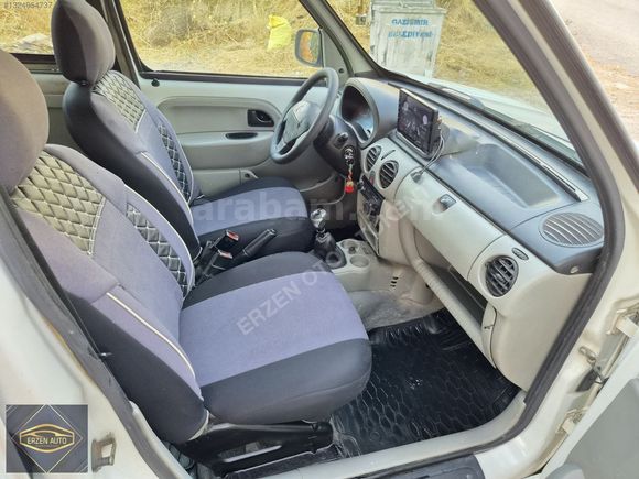 2004 MODEL 1.5 CAMLI KOLTUKLU KANGO TAKAS OLUR