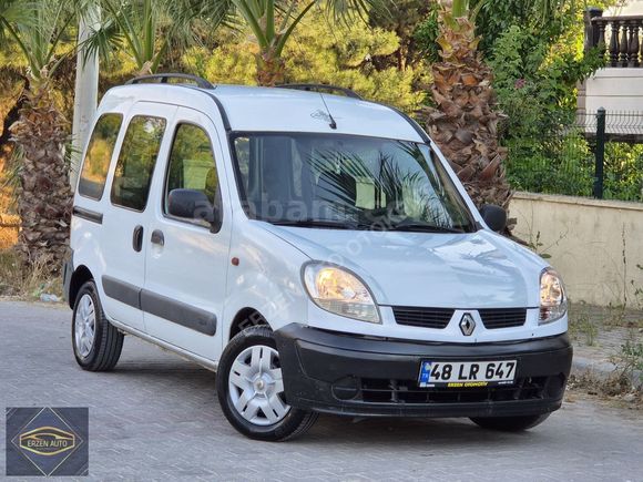 2004 MODEL 1.5 CAMLI KOLTUKLU KANGO TAKAS OLUR